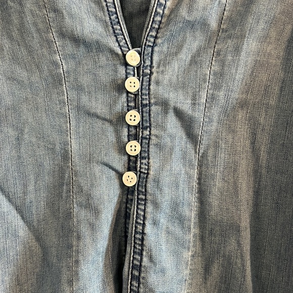 I•N•C international concepts size 4 button down - Picture 4 of 6